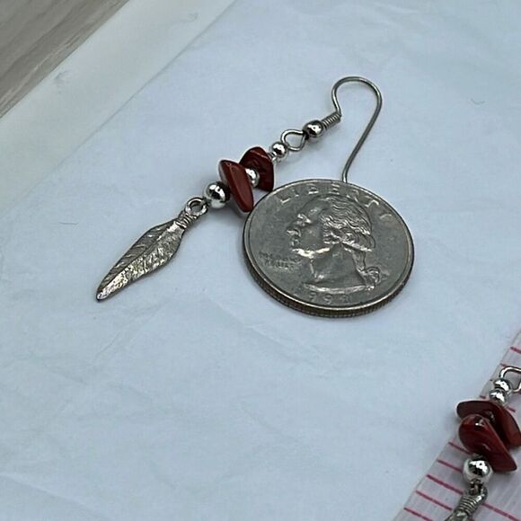 Red Jasper & sterling earrings with feathers - Picture 6 of 7